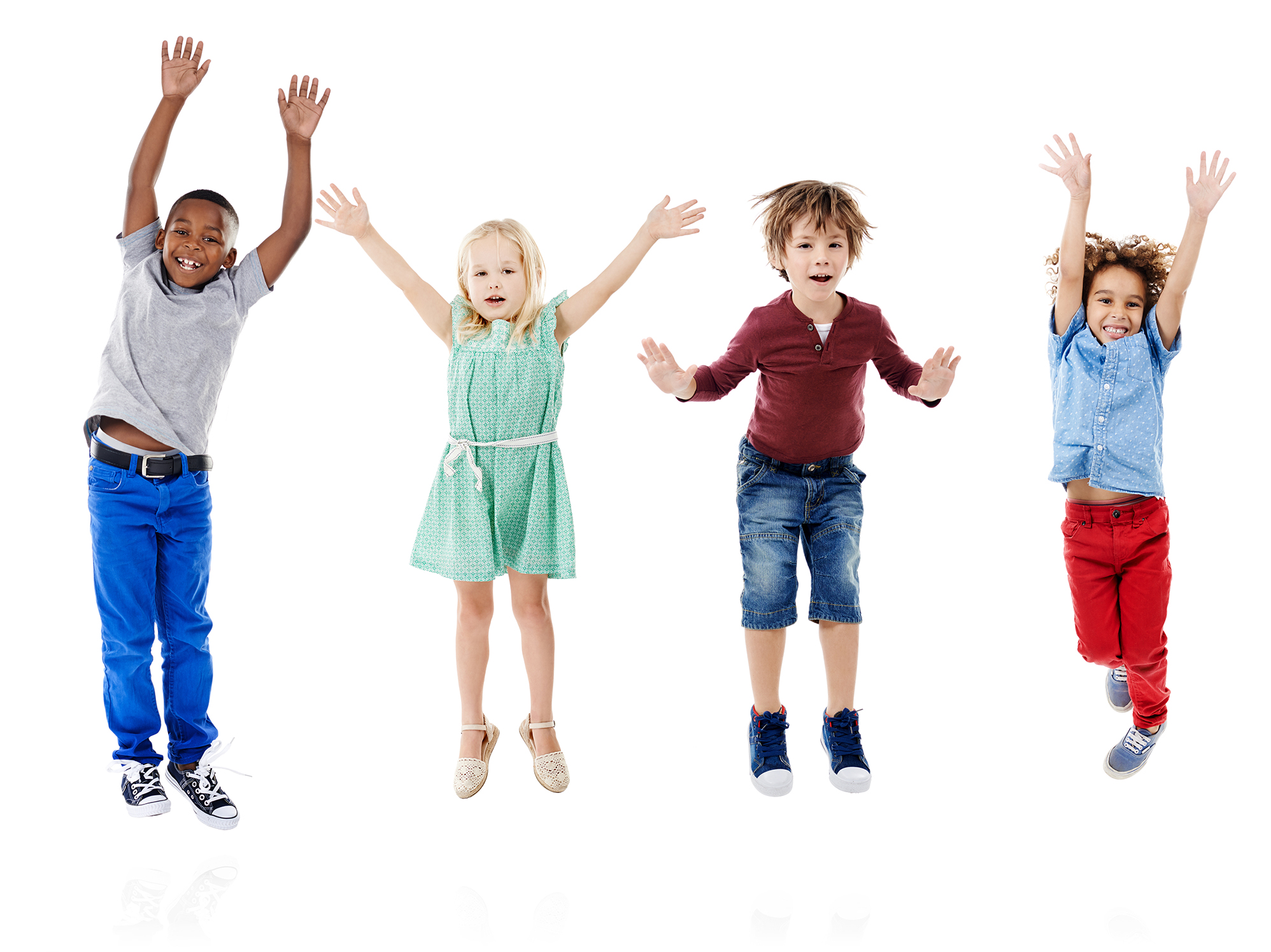 Enfant qui sautent de joie